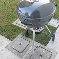 Barbecue Weber Master Touch 5750
- 57 cm
