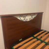 Letto matrimoniale in legno
