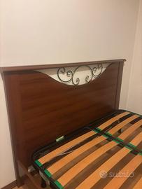 Letto matrimoniale in legno
