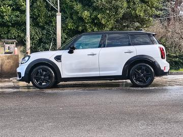 Mini Countryman Cooper benzina 1500 cc. 136cv