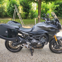 Yamaha tracer900