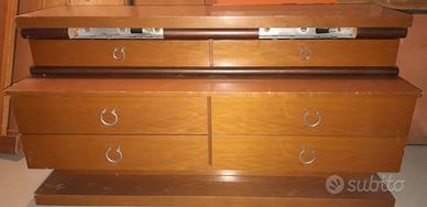 Antico Mobile / comò in legno con 6 cassettoni