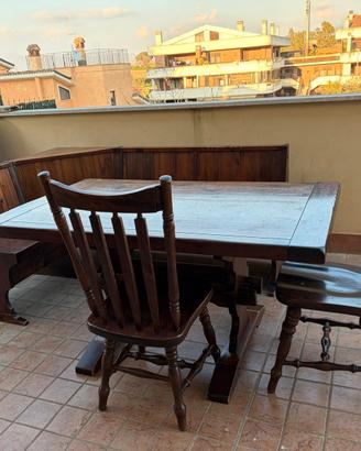 giropanca angolare e tavolo anni 80