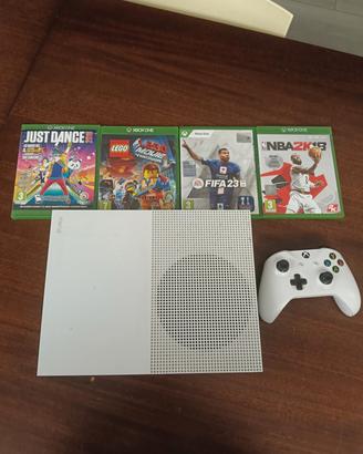 XBOX + CONTROLLER + 4 GIOCHI 