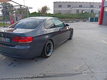 BMW 320 e92