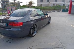 BMW 320 e92