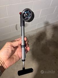 Pompa sospensioni MTB