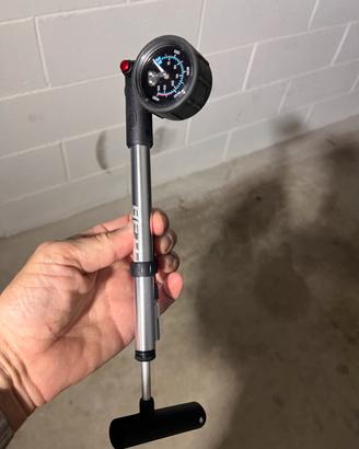 Pompa sospensioni MTB