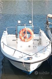 Barca open 4.70 con motore Suzuki 25 cv