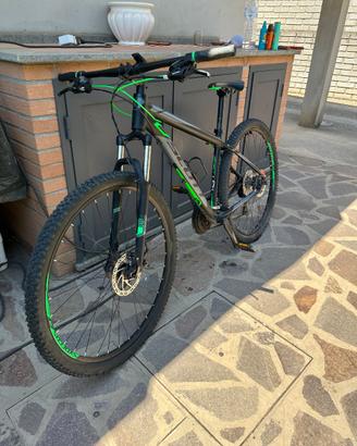 Mountain bike - scott 970 aspect