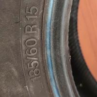 Coppia di gomme estive
