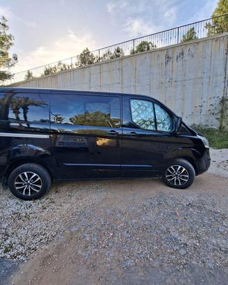 Ford transit custom doppia cabina