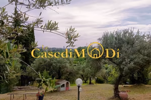 Terreno di 1300 m² a Livorno