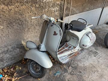Vespa faro basso