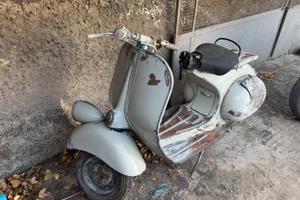 Vespa faro basso