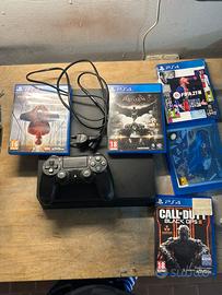 Playstation 4 con joypad e giochi