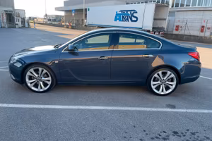 Opel Insignia Berlina Permuto