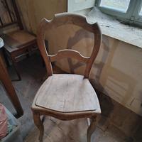 Sedia antica in legno 