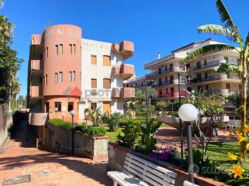 Appartamento Giardini-Naxos [LAM-J8-10-AVVRG]