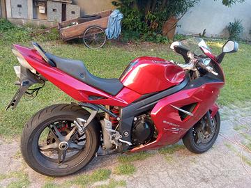 Triumph Sprint ST 1050