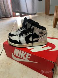 Air Jordan 1 Mid