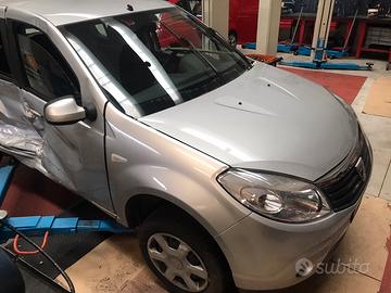 Ricambi dacia sandero 2010