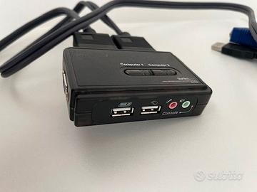 switch 2 porte usb KVM audio and cables startech