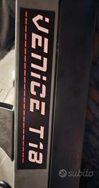 TAPIS ROULANT VENICE T18