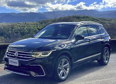 Volkswagen Tiguan 2.0 TDI 150 CV SCR DSG R-Line Fa