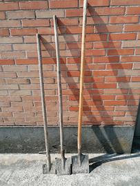 Tre Badili con manico in legno