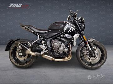 TRIUMPH Trident 660 -