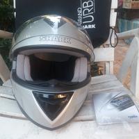 Caschi e giacche moto