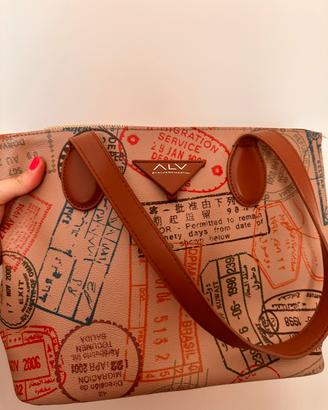 Borsa alviero martini