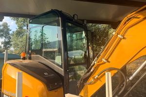 Escavatore SANY  35 quintali 50 ore di lavoro