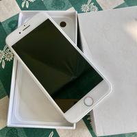 iPhone 7 argento