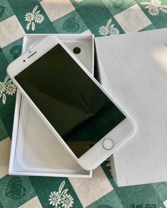 iPhone 7 argento