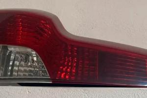 VOLVO V50 FARO FANALE POSTERIORE DESTRO