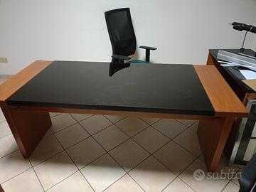 scrivania per studio professionale 