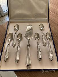 Set in argento 800 