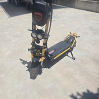 Monopattino Kaabo wolf  king