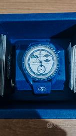 Mission to Earthphase Moonshine Gold