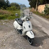 Vespa gts 300 super