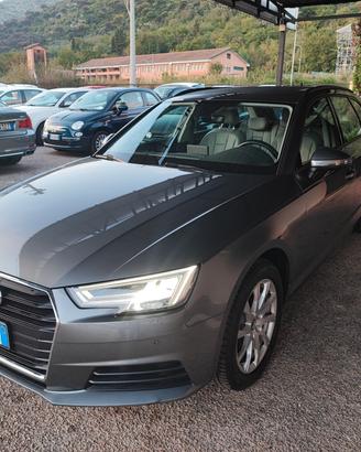 Audi A4 Avant quattro S tronic Sport