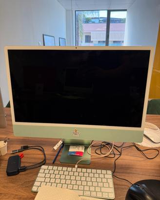 iMac M3 8GB 2023 2 porte 256gb