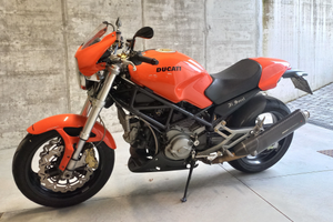 Ducati monster 1000