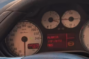 alfa 147 incidentata