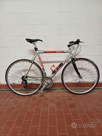 Bici Corsa/Trekking Cannondale R400