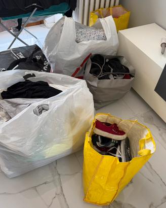 Lotto vestiti/scarpe