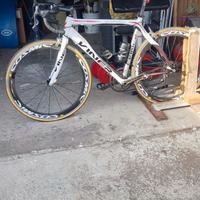 BICI da corsa  tutta in carbonio VINER