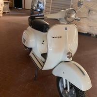 Vespa primavera 125
